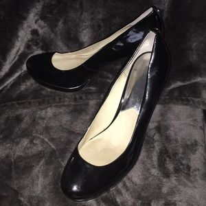 Genuine black Michael Kors pumps